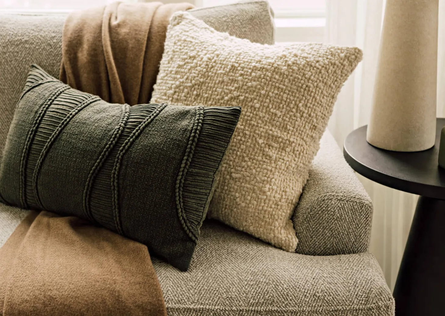Alderson Sofa -Hawthorne Taupe