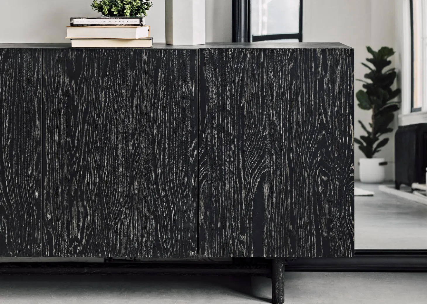 Alexi Sideboard