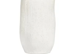 Amila Vase