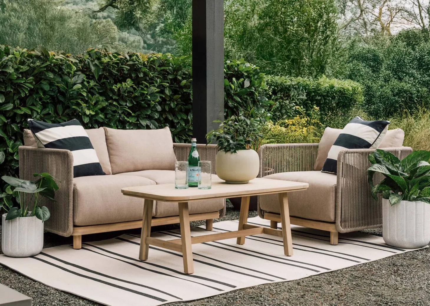 Belize Outdoor Loveseat -Sand