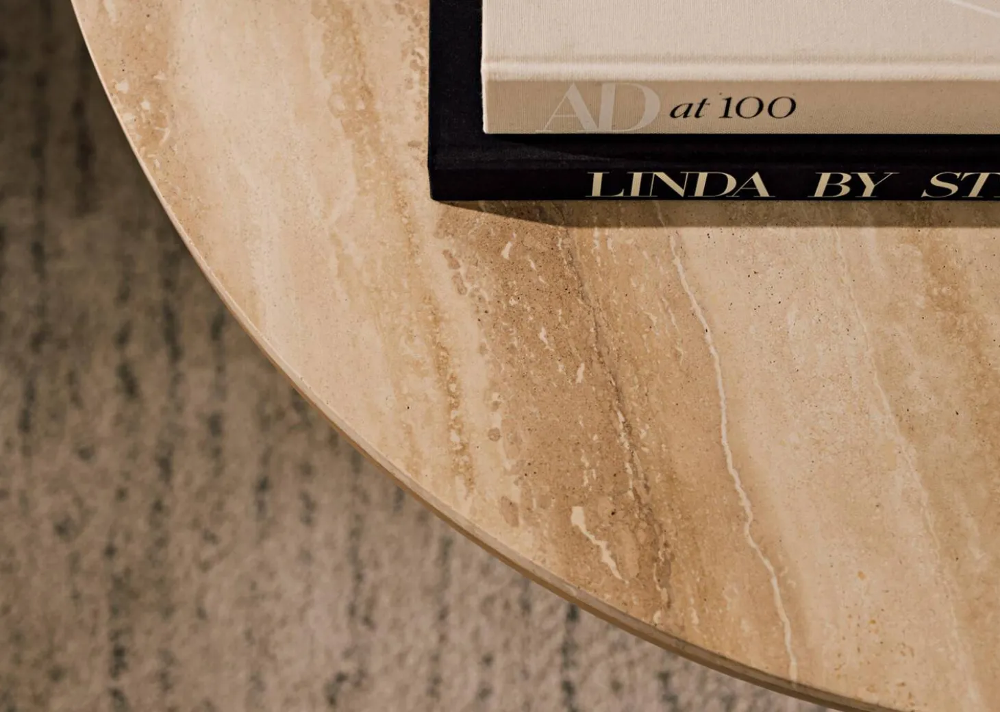 Bocelli Round Coffee Table -Lia Blonde/Travertine