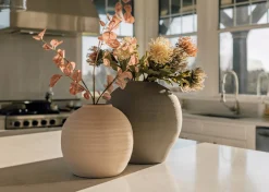 Daleyza Vase