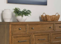 Genelle Vase