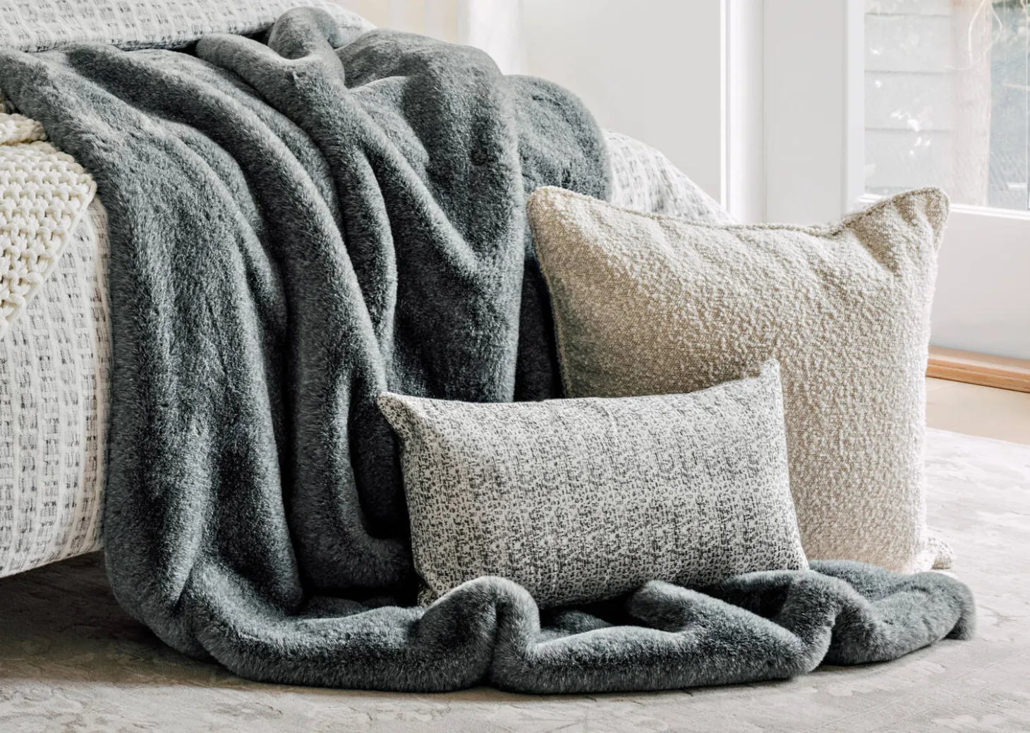 Harriet Boucle Pillow 24x24