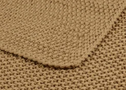Kelvin Throw Caramel