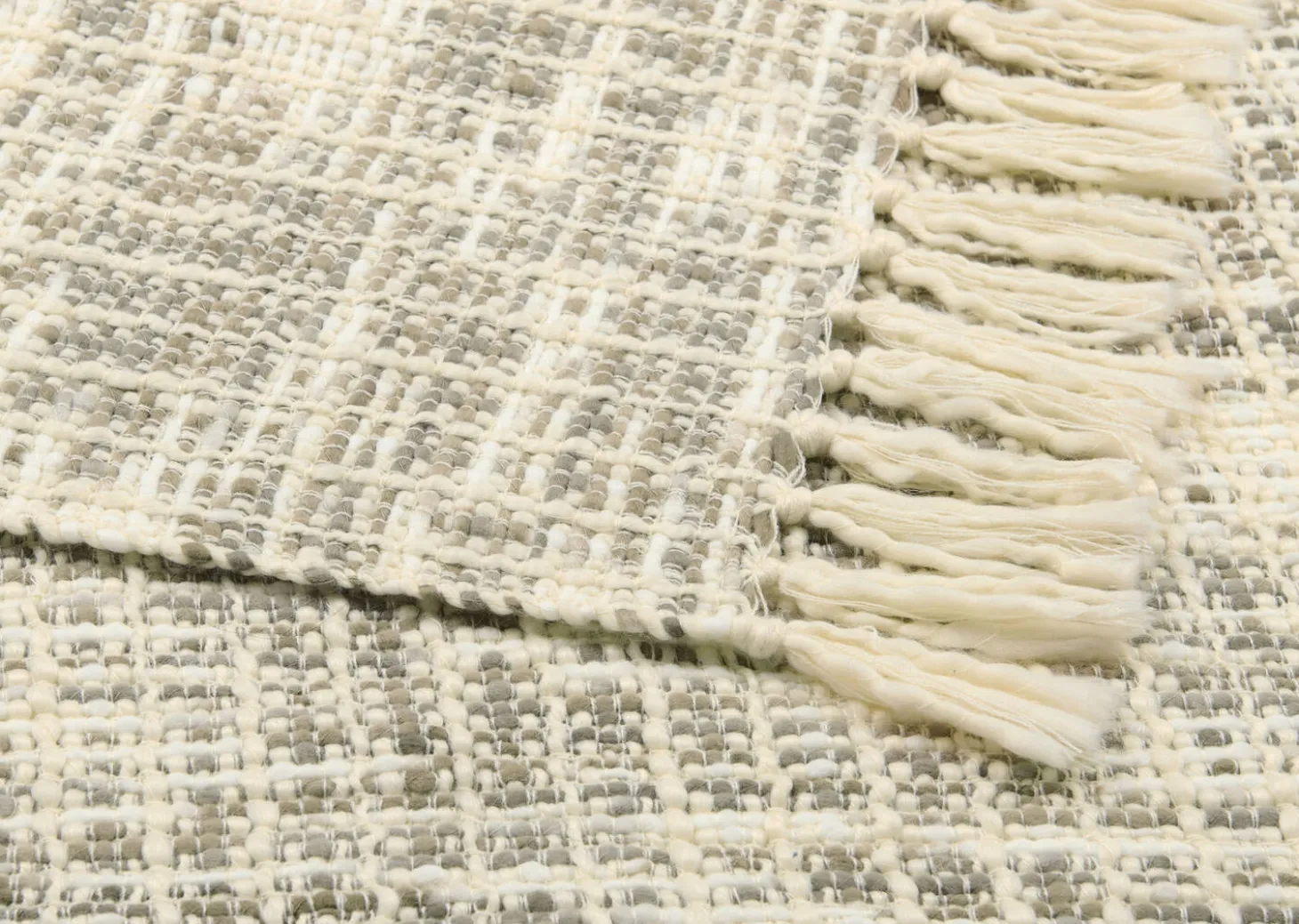 Mazie Throw