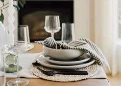 Twist Taper Candles Set White