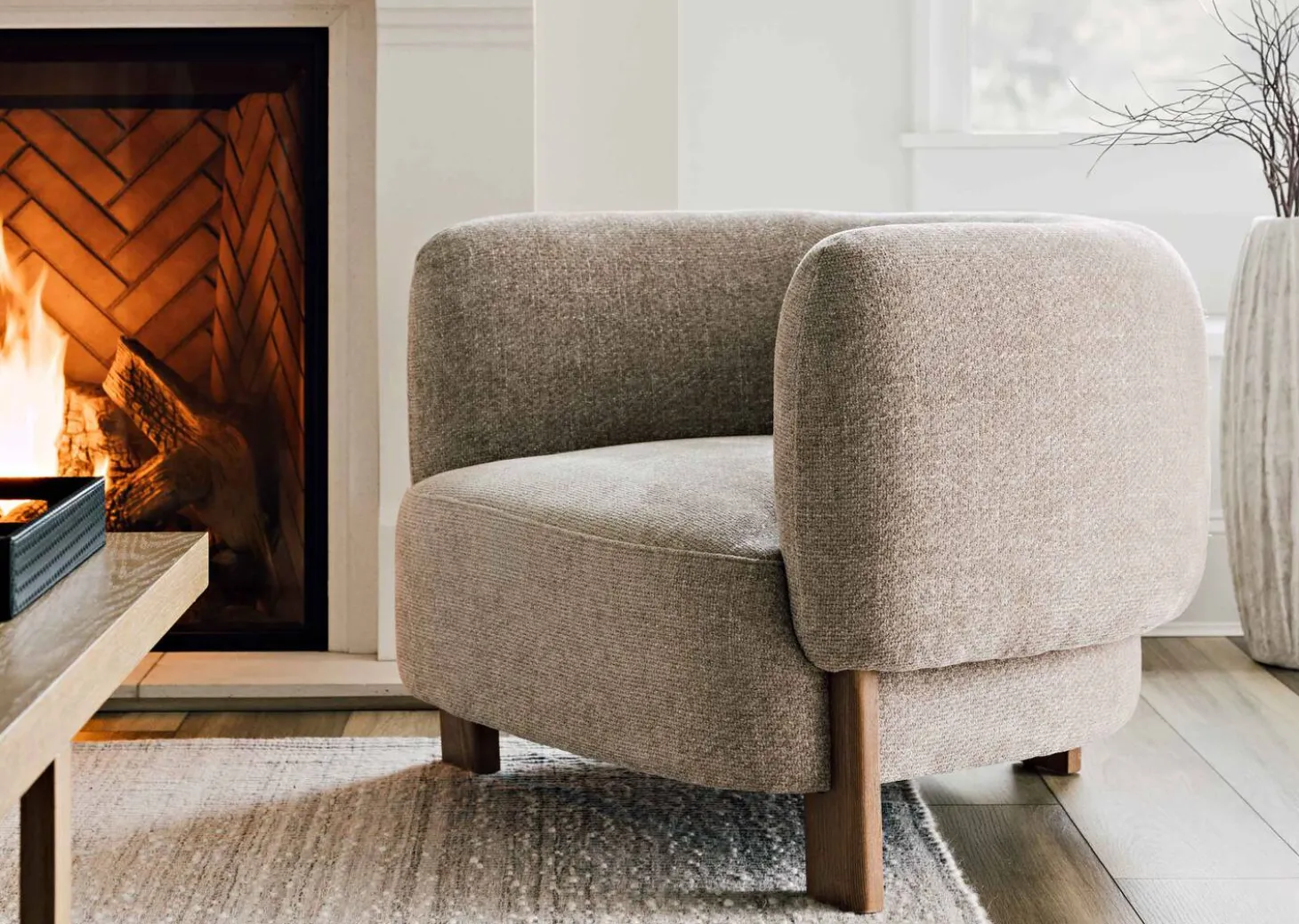 Yara Armchair